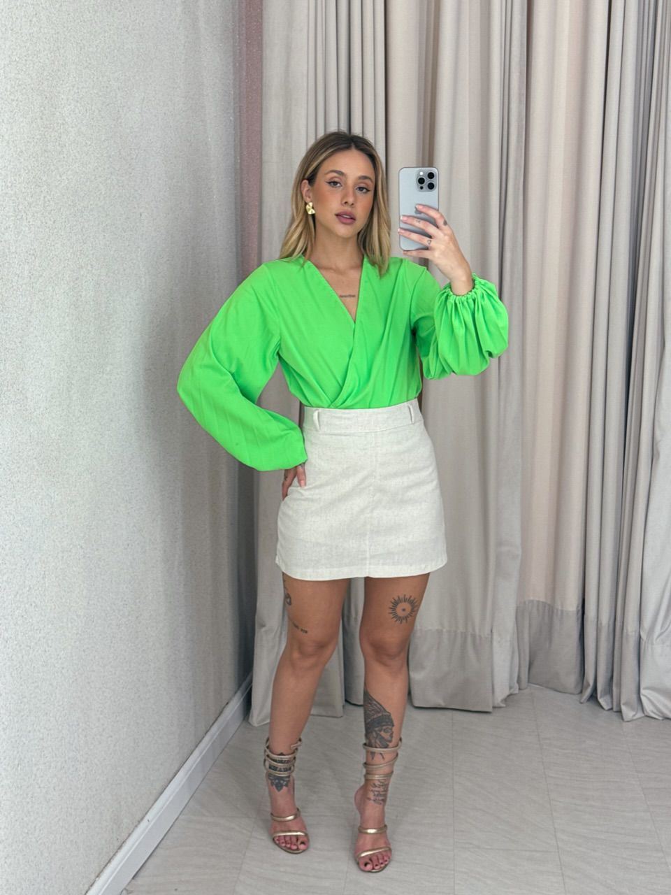 BODY REGINA MANGA LONGA VERDE NEON 