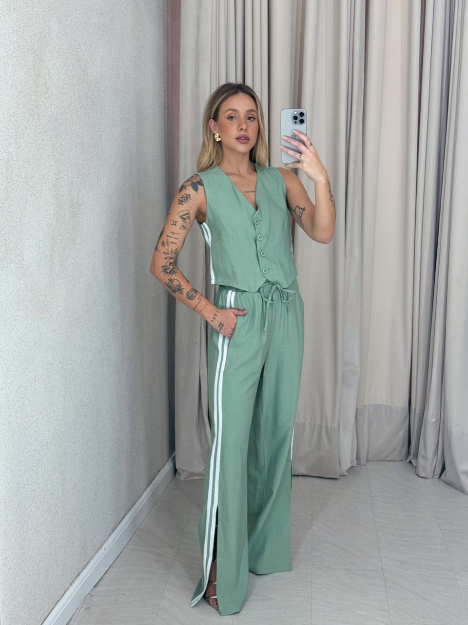 CONJUNTO ESTEFÂNIA LISTRAS verde