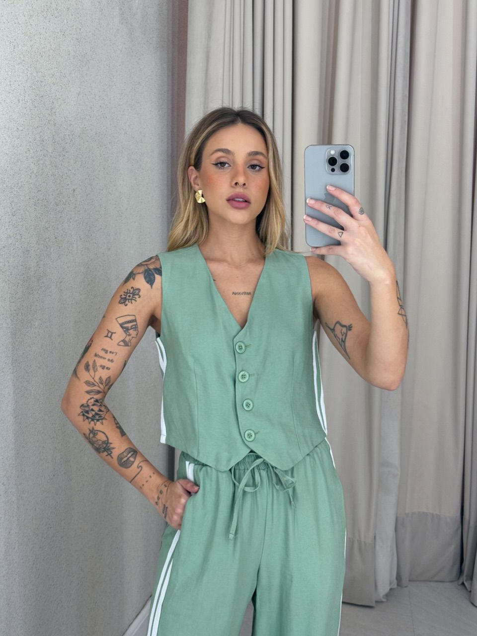 CONJUNTO ESTEFÂNIA LISTRAS verde