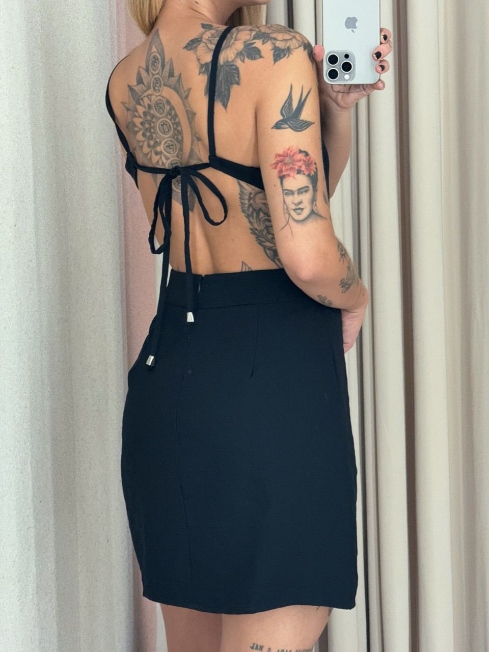 VESTIDO DULCE COSTAS ABERTAS PRETO