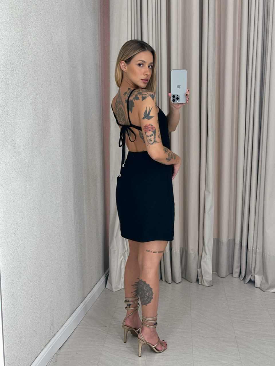 VESTIDO DULCE COSTAS ABERTAS PRETO