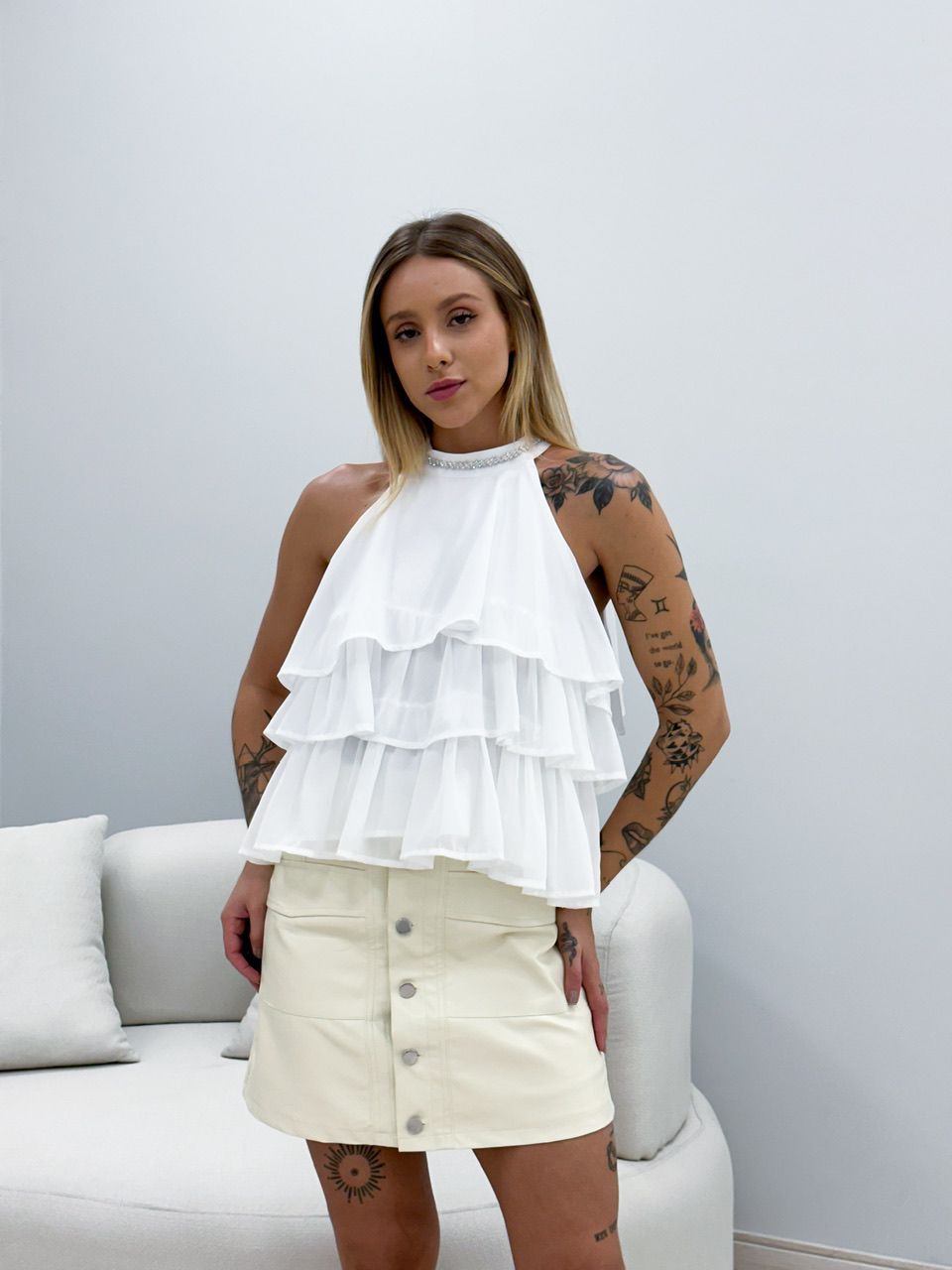 BLUSA AMÉLIA BABADOS OFF - 0048670048 - CAROLLA FERRARO