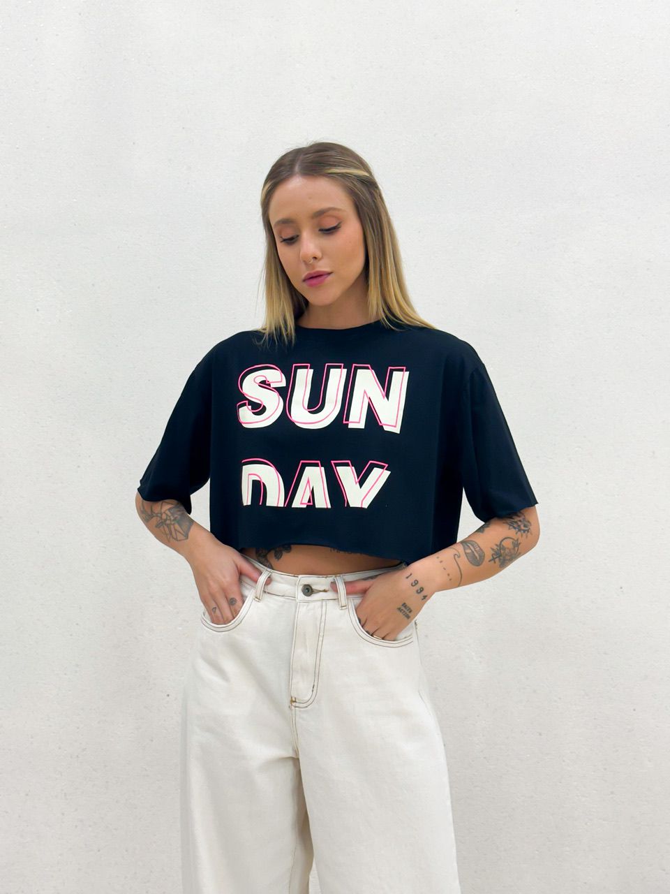 CROPPED SUN DAY PRETO NEON