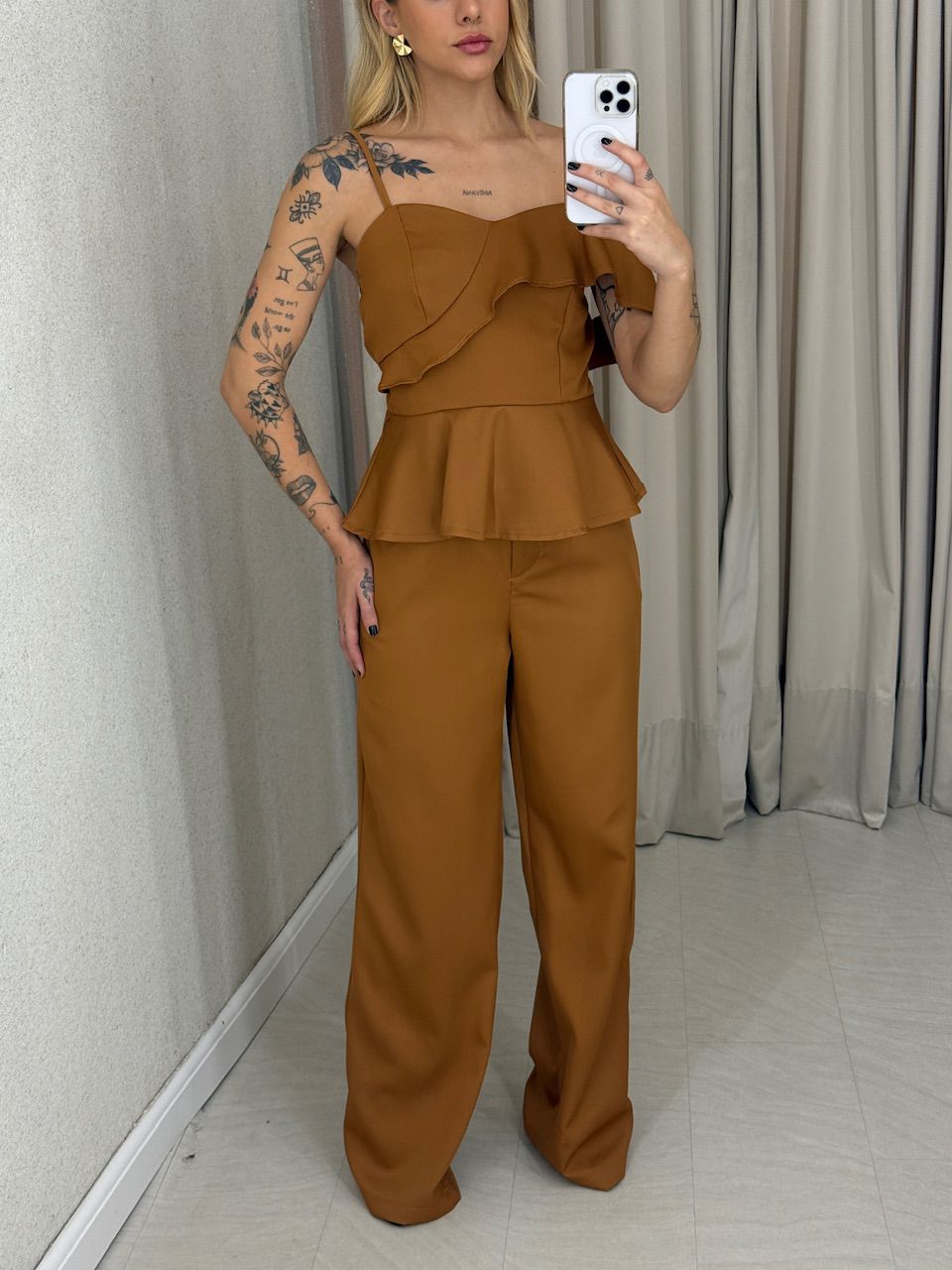 CONJUNTO MILEIDE BLUSA CALÇA CARAMELO