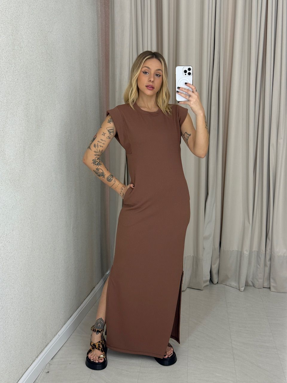 VESTIDO VERA MUSCLE MARROM