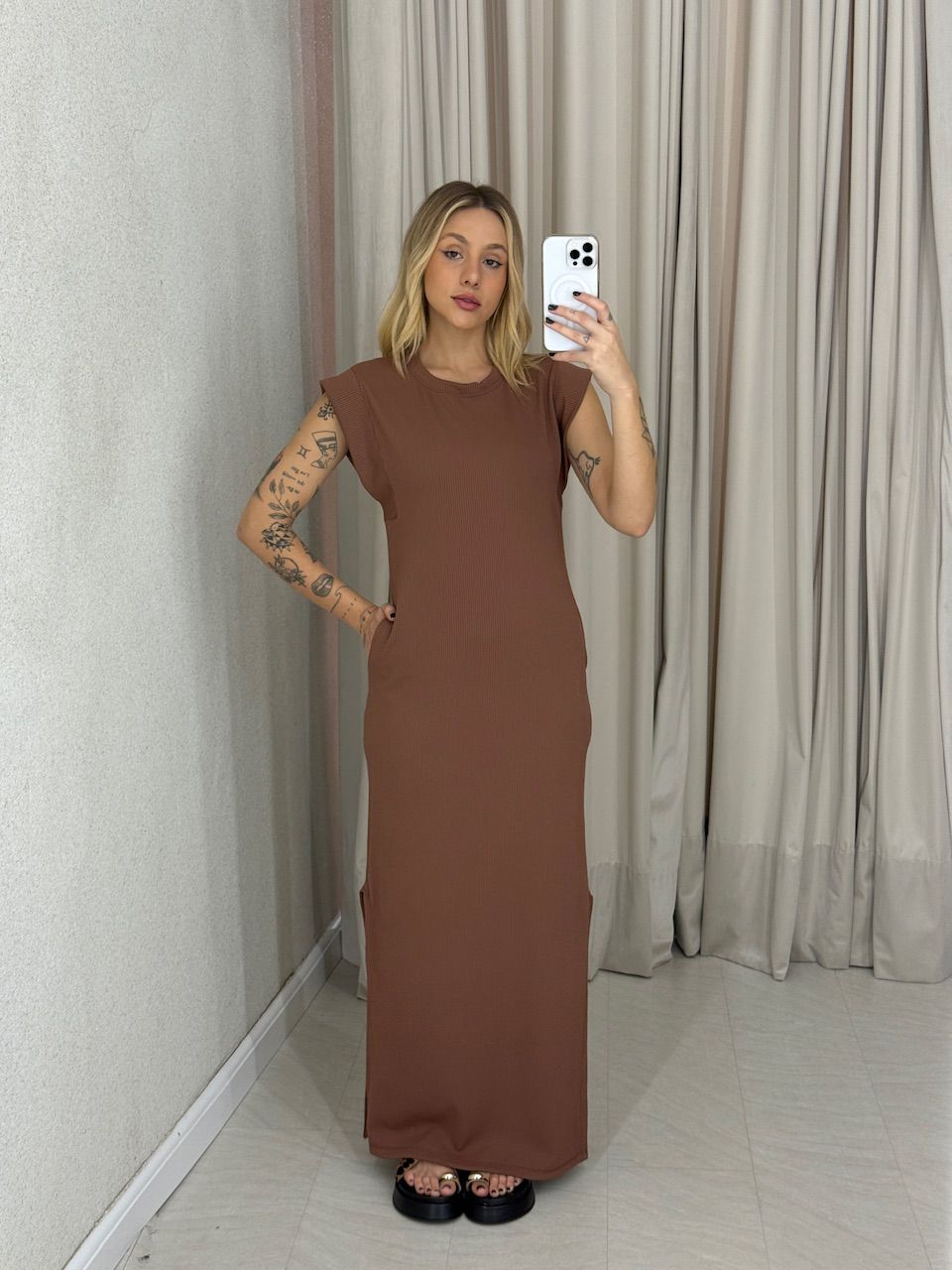VESTIDO VERA MUSCLE MARROM - 0063490054 - CAROLLA FERRARO