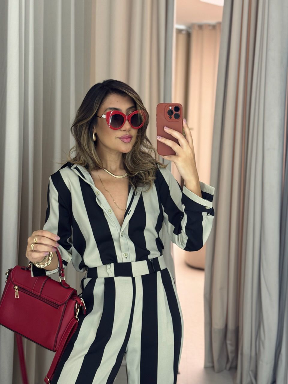 CHEMISE BRUNA LISTRADO PRETA - 0052130033 - CAROLLA FERRARO