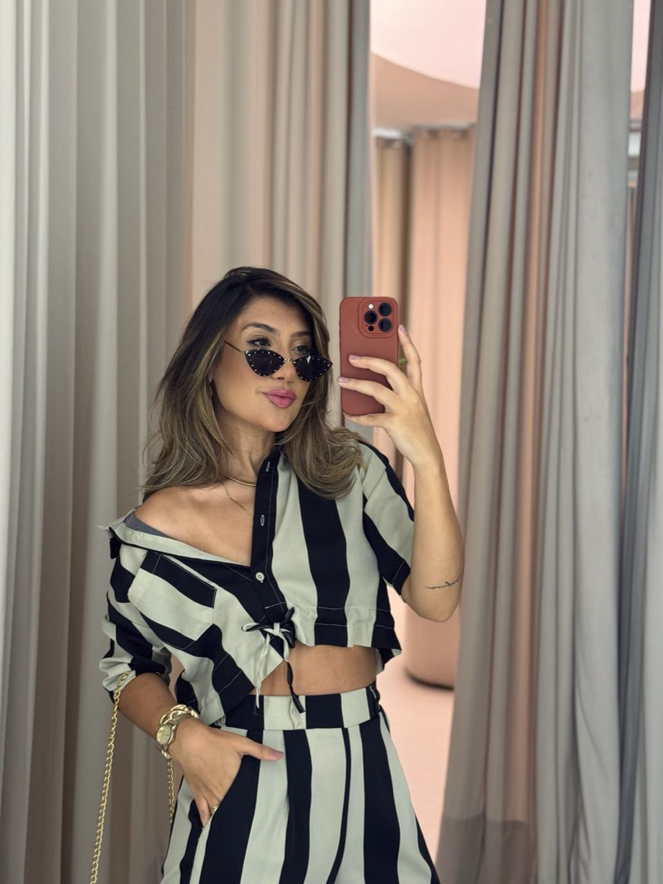 CROPPED RITA LISTRADO PRETO