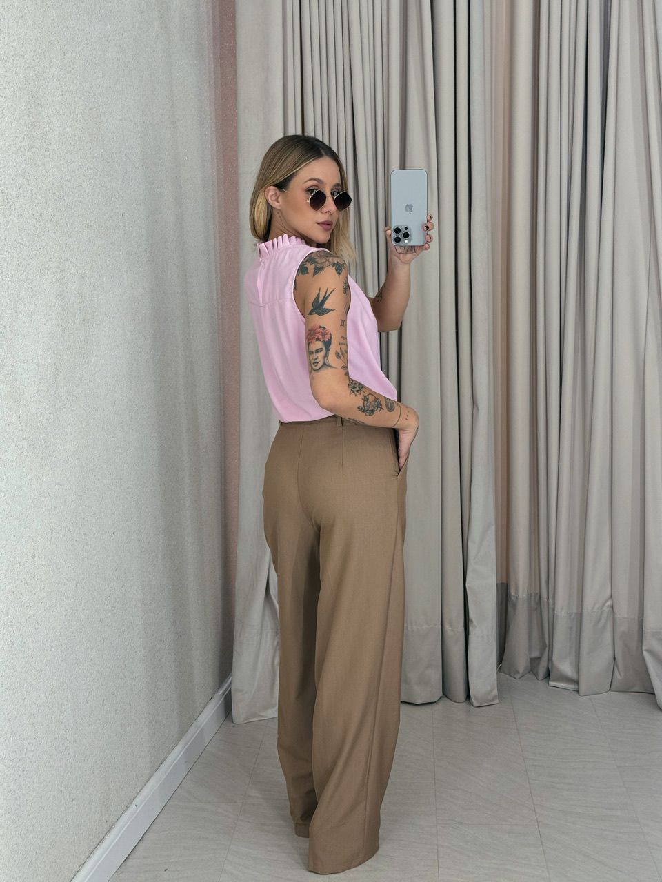 BLUSA LAVÍNIA GOLA DRAPEADA BABY PINK