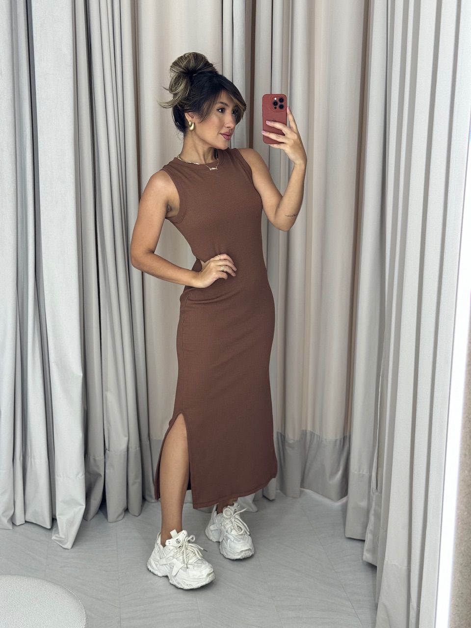 VESTIDO ANA VITORIA LISO MARROM