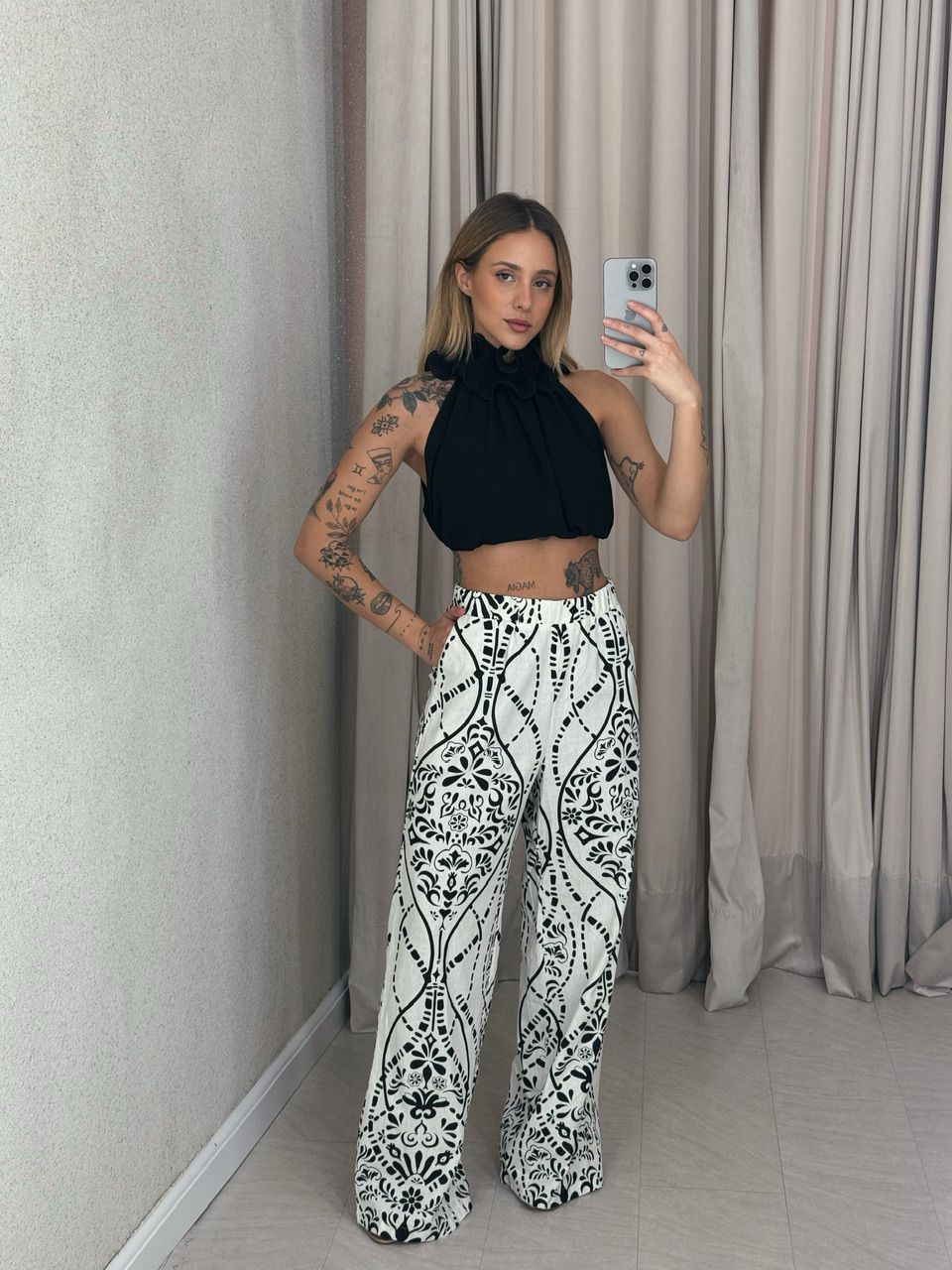  CALÇA PALOMA LINHO ESTAMPADA PRETA - 0057350033 - CAROLLA FERRARO