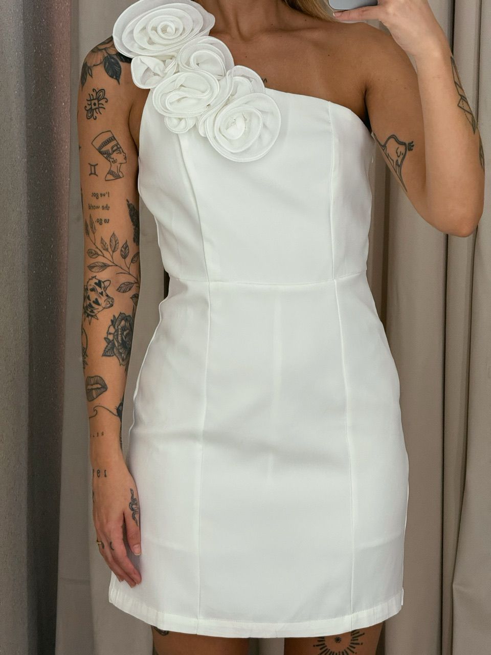 VESTIDO LANA CURTO NULA MANGA OFF