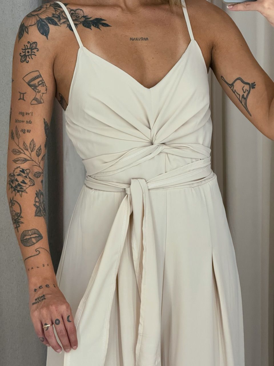 MACACÃO AMANDA ALÇA NUDE
