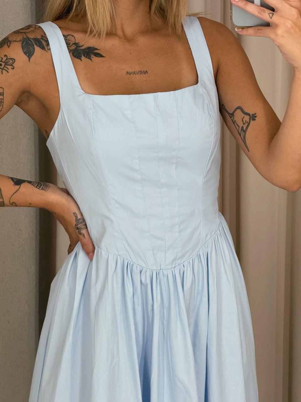 VESTIDO LAILA LONGUETE BABY BLUE