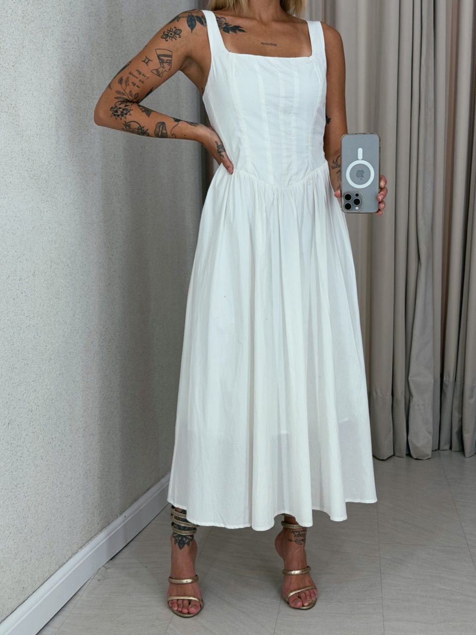 VESTIDO LAILA LONGUETE OFF