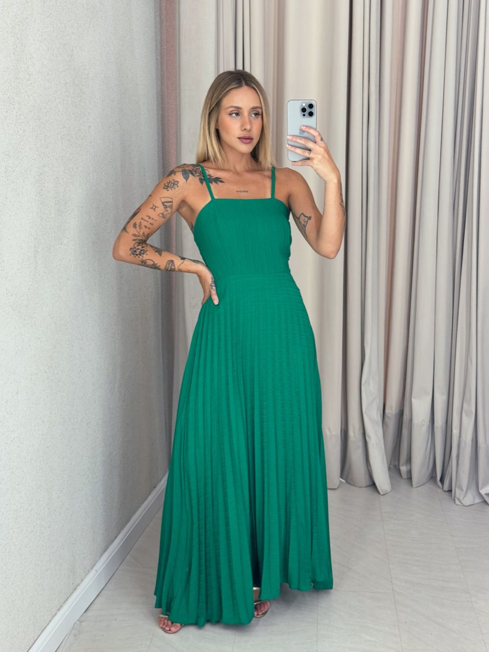 VESTIDO ALINE PLISSADO VERDE - 0058600014 - CAROLLA FERRARO