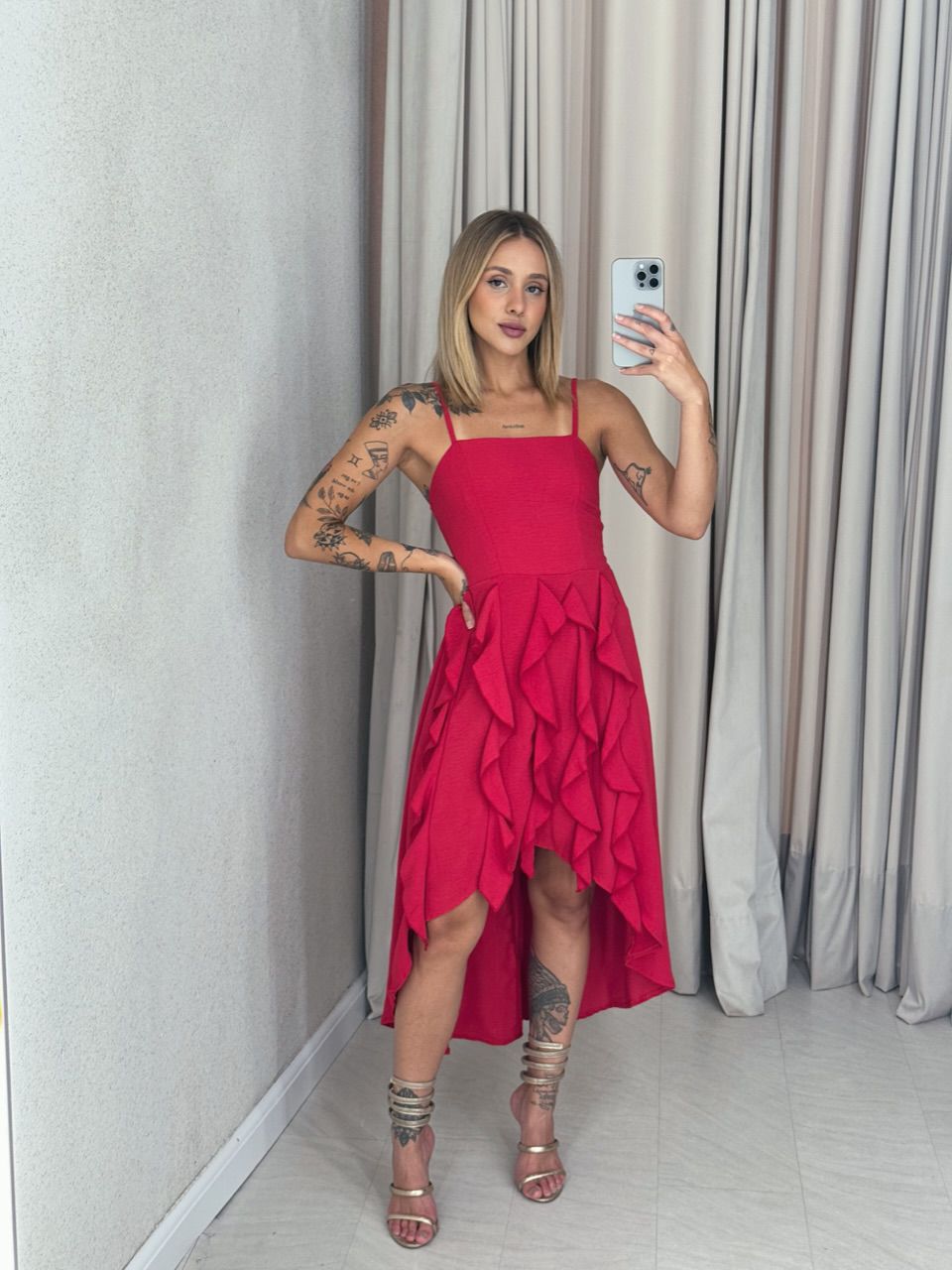 VESTIDO TÁBATA BABADOS VERMELHO - 0058560006 - CAROLLA FERRARO
