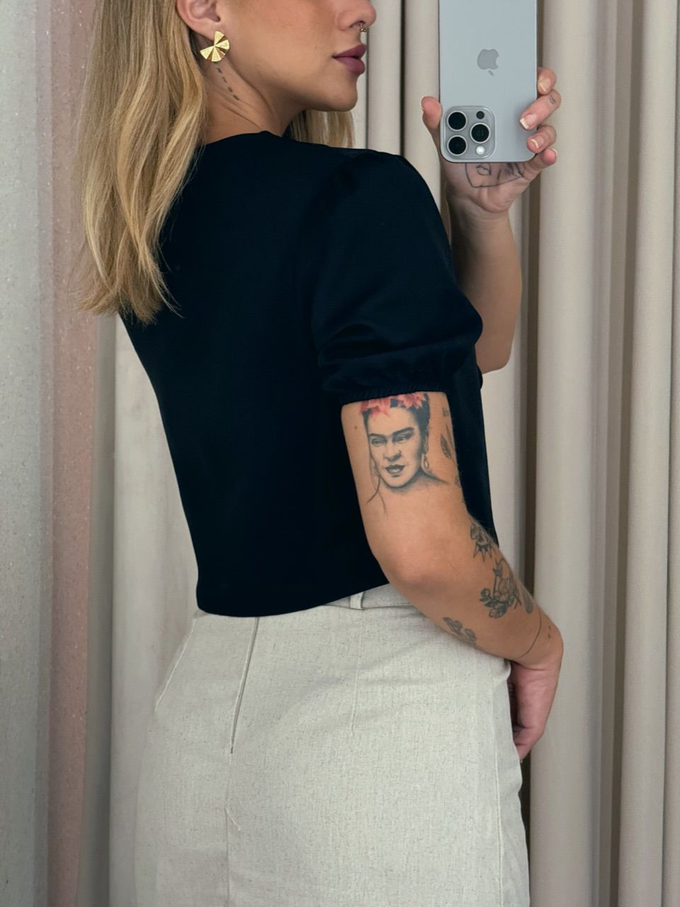 BLUSA NEUSA AMARRAÇÃO PRETA