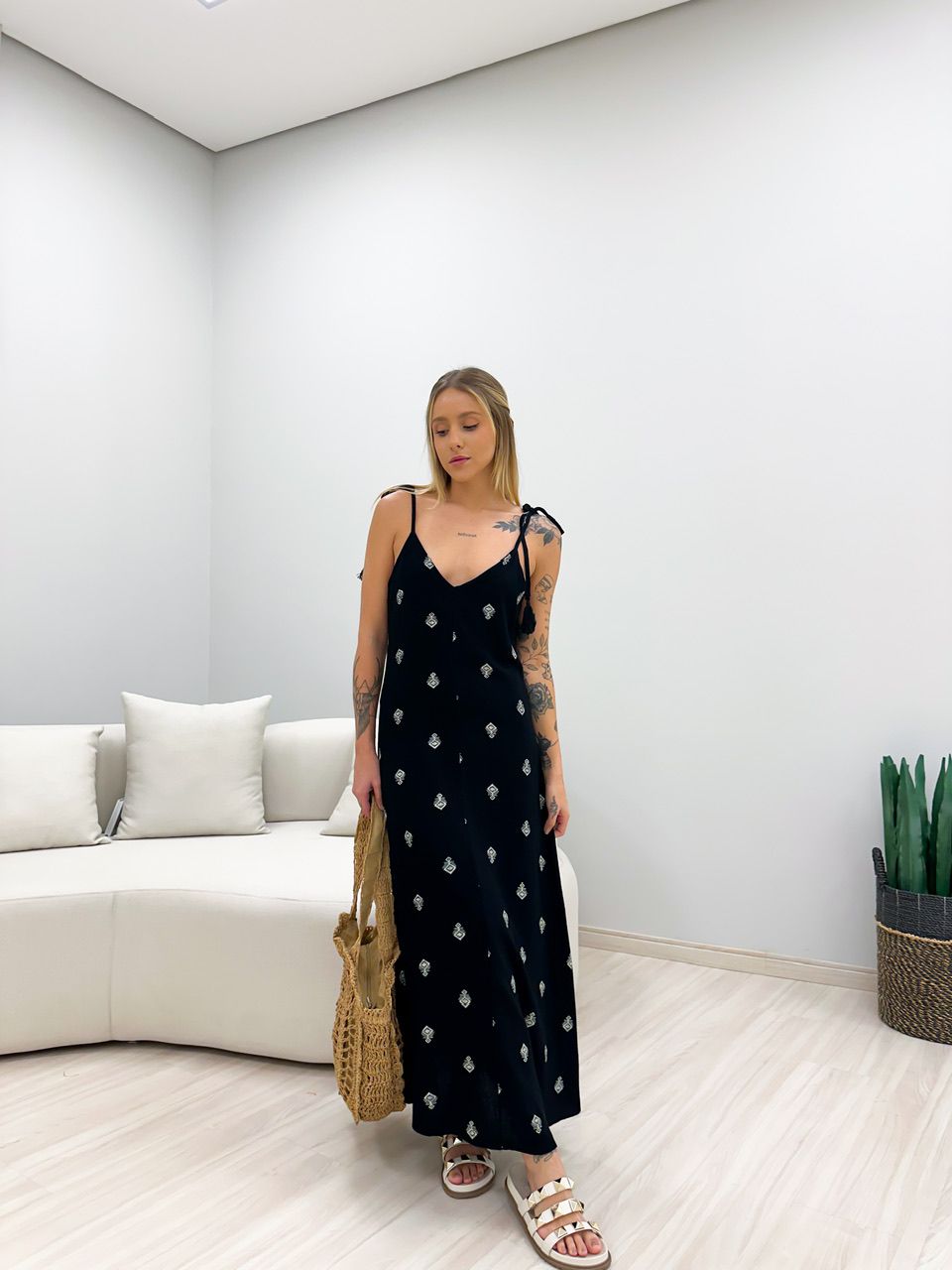 VESTIDO CAROLINA ÉTNICO PRETO