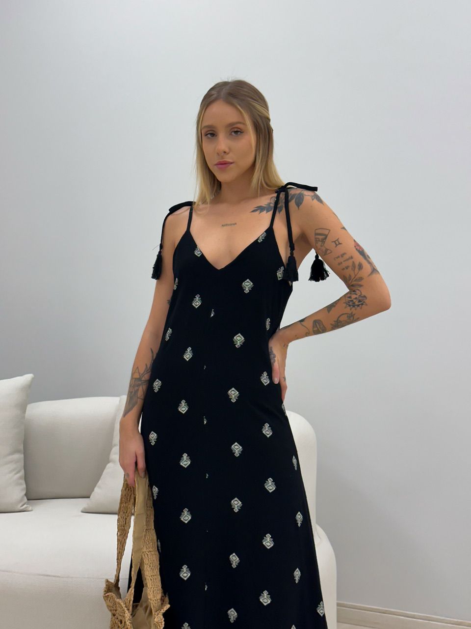 VESTIDO CAROLINA ÉTNICO PRETO