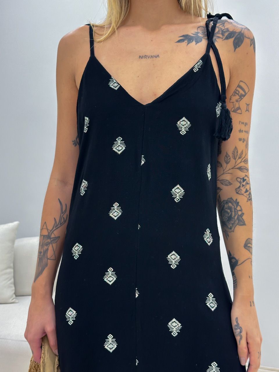VESTIDO CAROLINA ÉTNICO PRETO