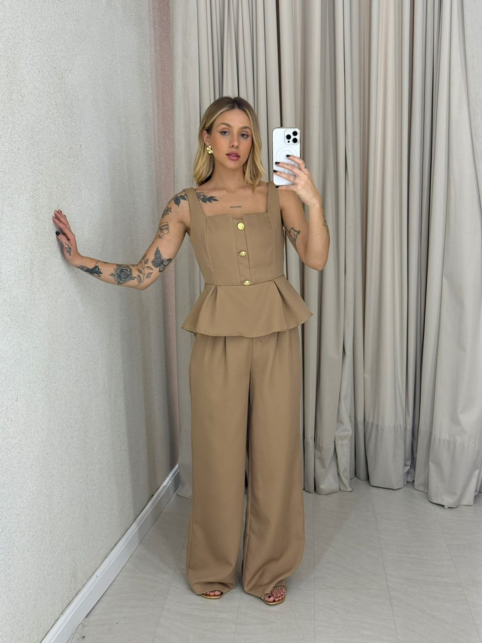CONJUNTO CHLOE BLUSA CALÇA NUDE