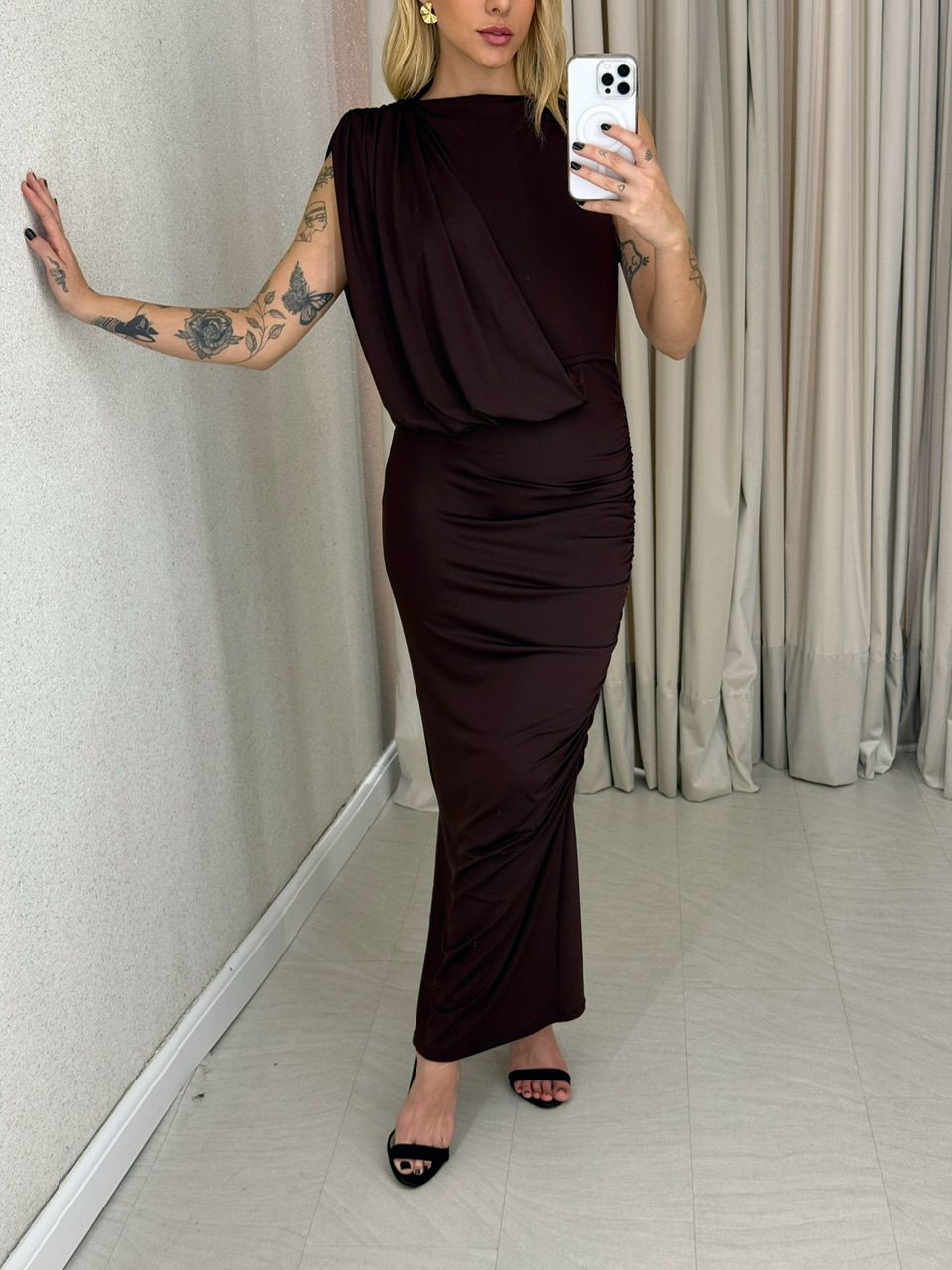 VESTIDO VIRGÍNIA DRAPEADO MARROM