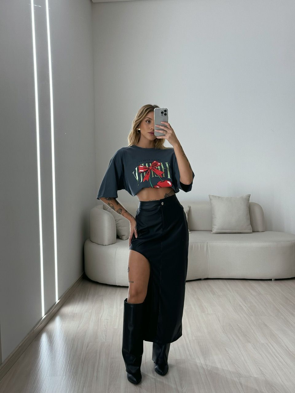 SAIA NATÁLIA COURINO PRETA