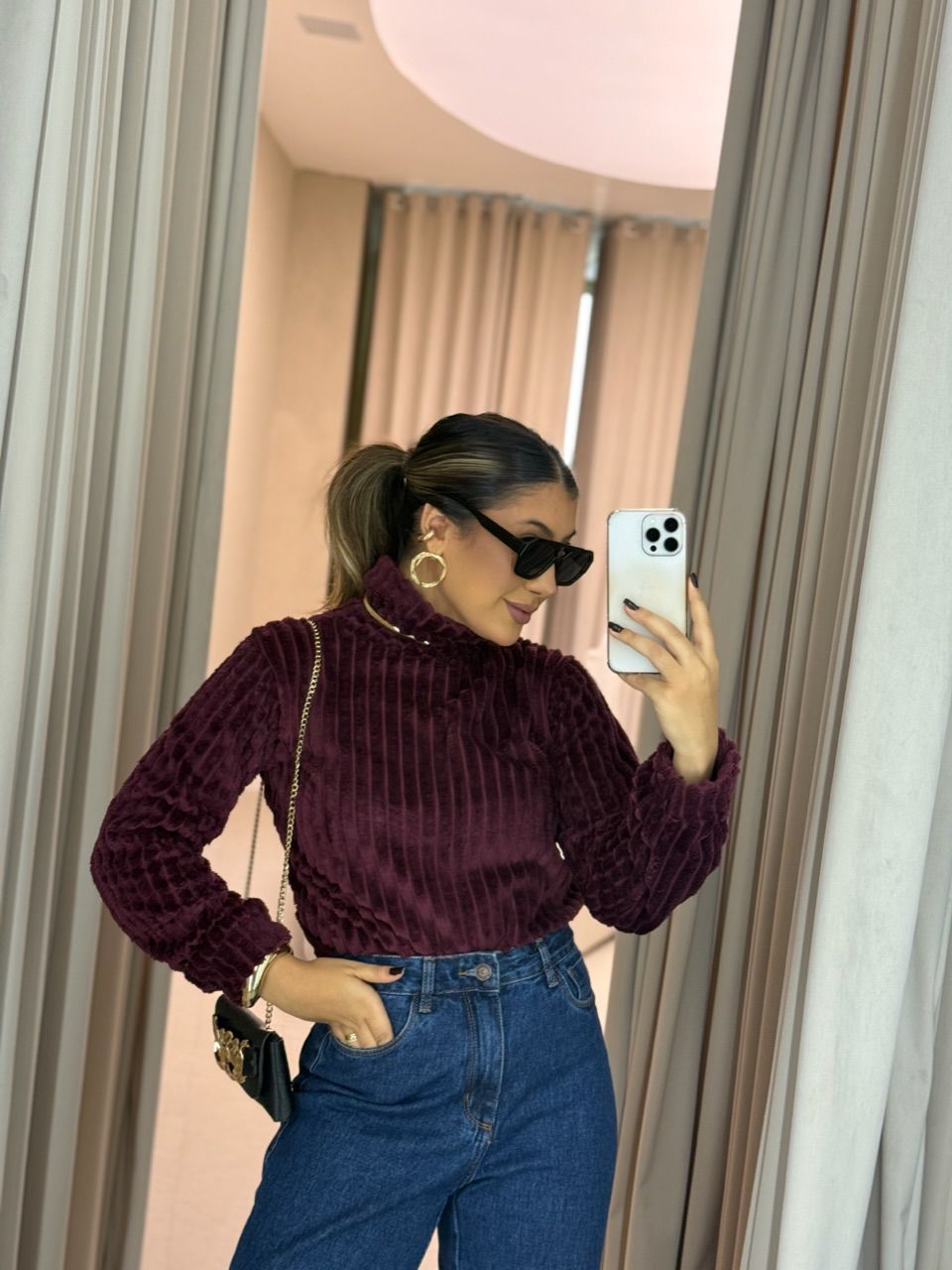 BLUSA LÚCIA PELINHOS VINHO