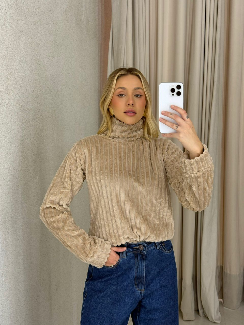 BLUSA LÚCIA PELINHOS NUDE
