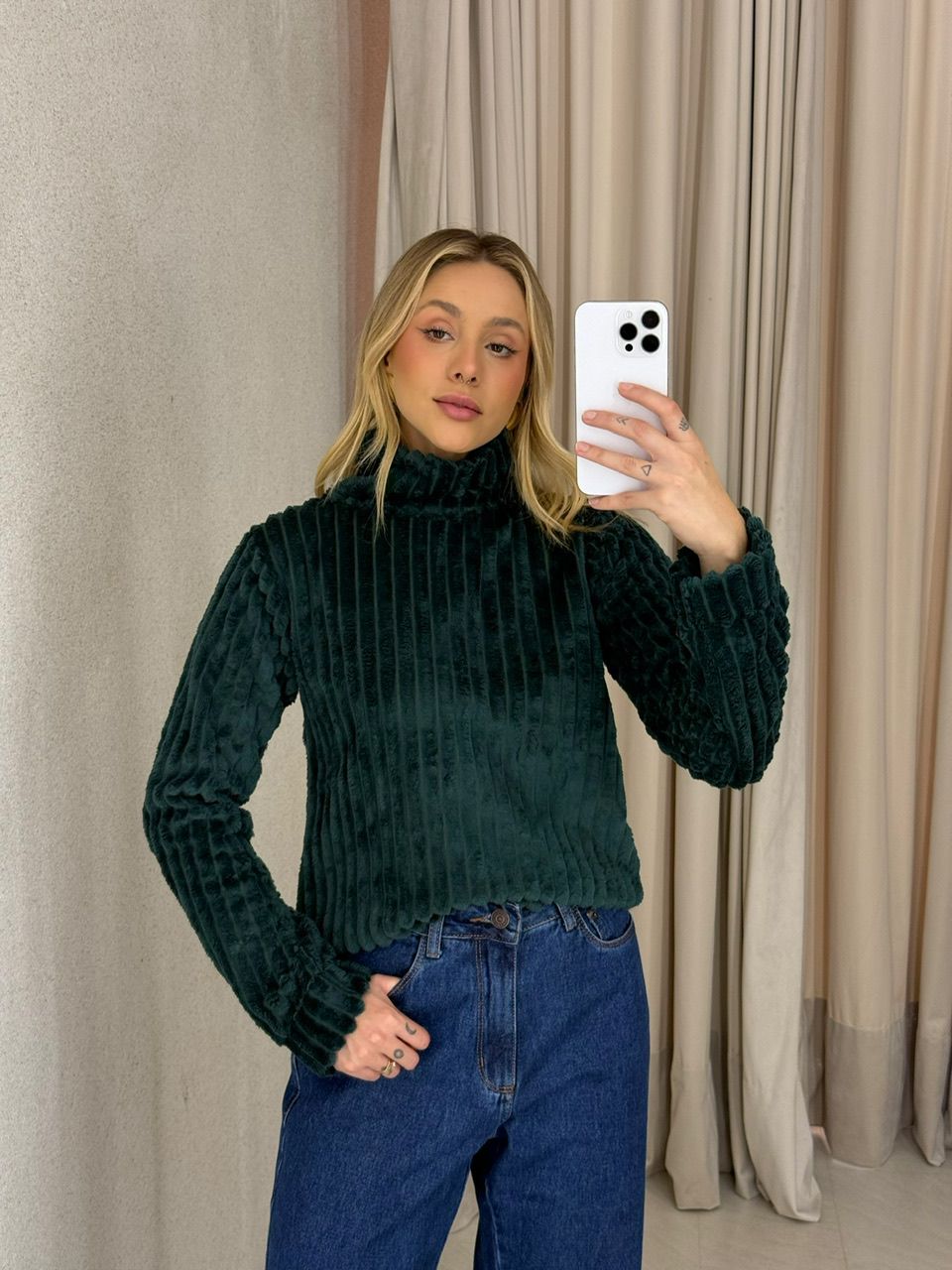BLUSA LÚCIA PELINHOS VERDE