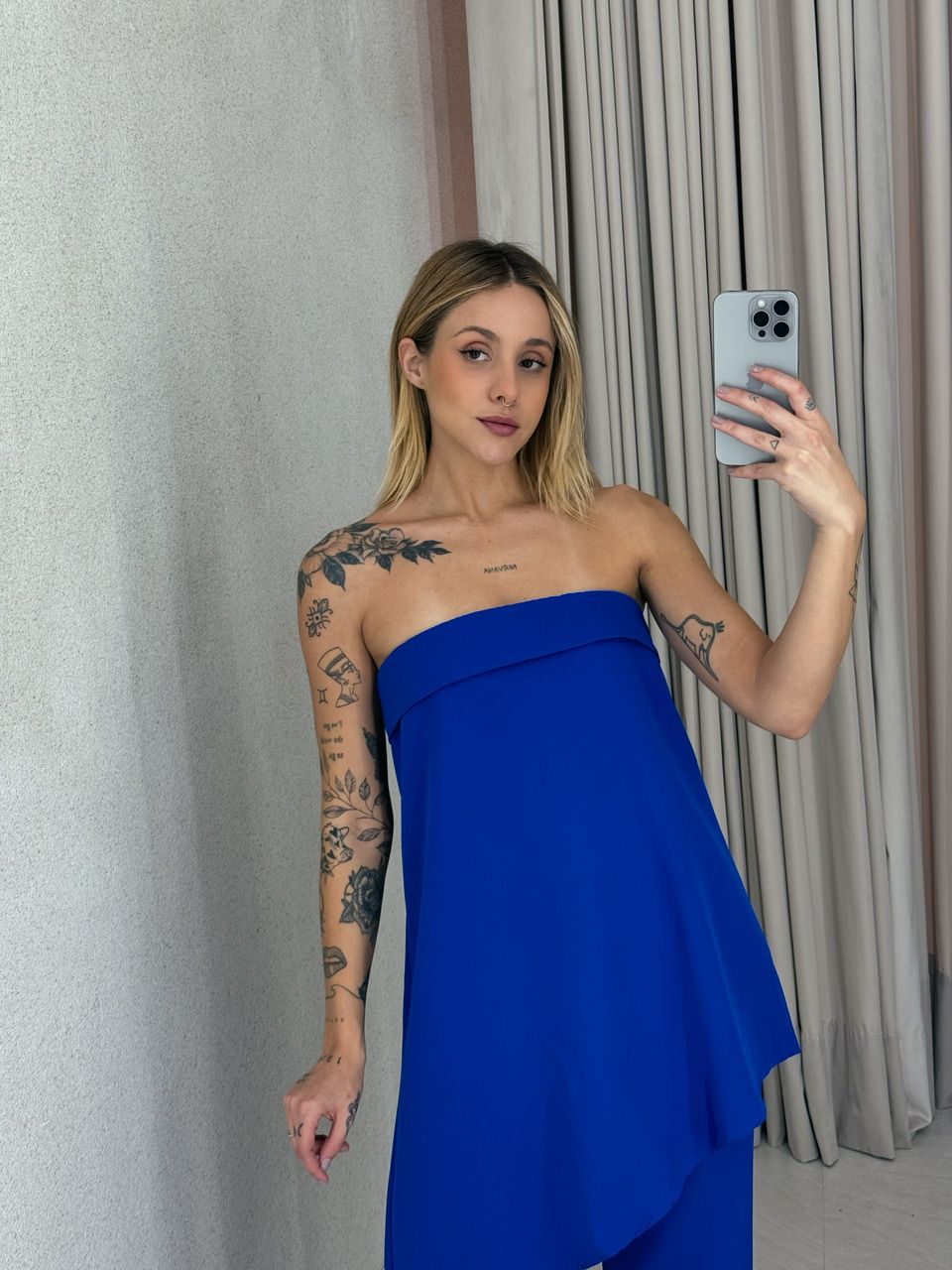 CONJUNTO MIRELLA BLUSA ASSIMÉTRICA AZUL