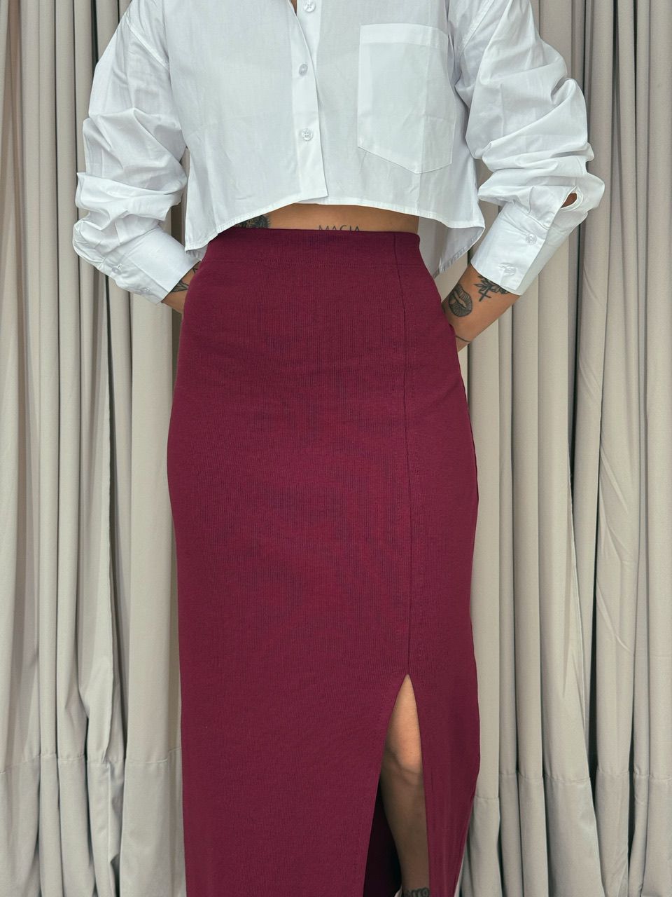 SAIA CANELADA MIDI CHERRY RED