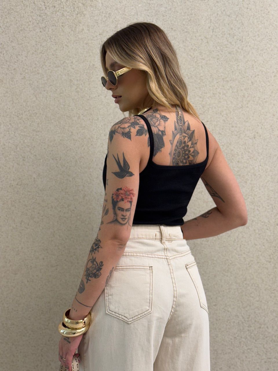 BODY MARCELA CANELADO PRETO