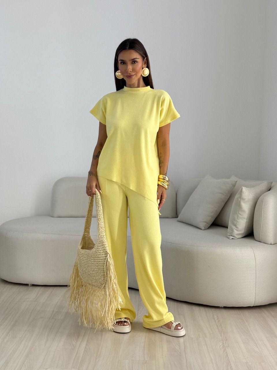 CONJUNTO CORALINE ASSIMÉTRICO YELLOW BUTTER - 0068... - CAROLLA FERRARO
