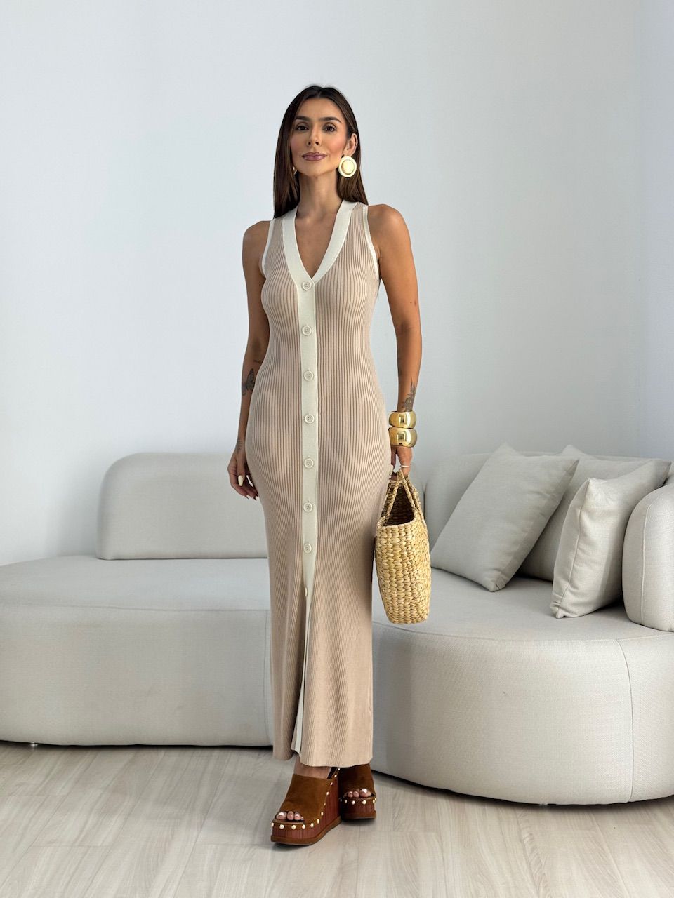VESTIDO LAURA CANELADO NUDE
