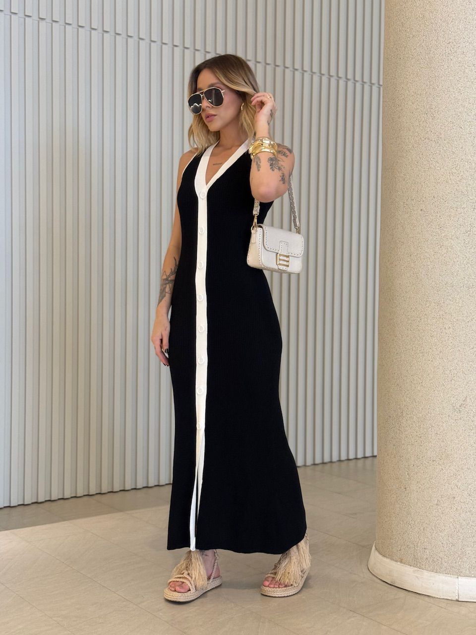 VESTIDO LAURA CANELADO PRETO