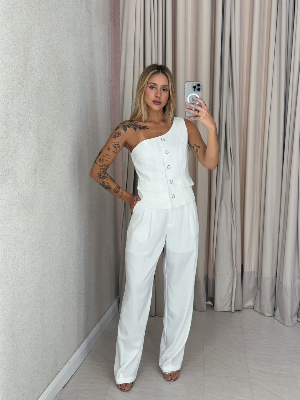 CONJUNTO KAROLINE NULA MANGA OFF - 0058640048 - CAROLLA FERRARO