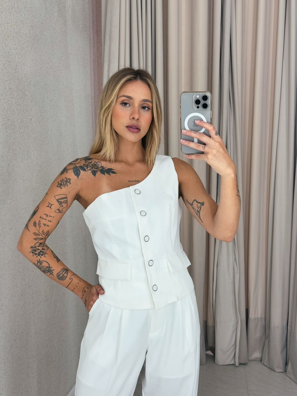 CONJUNTO KAROLINE NULA MANGA OFF