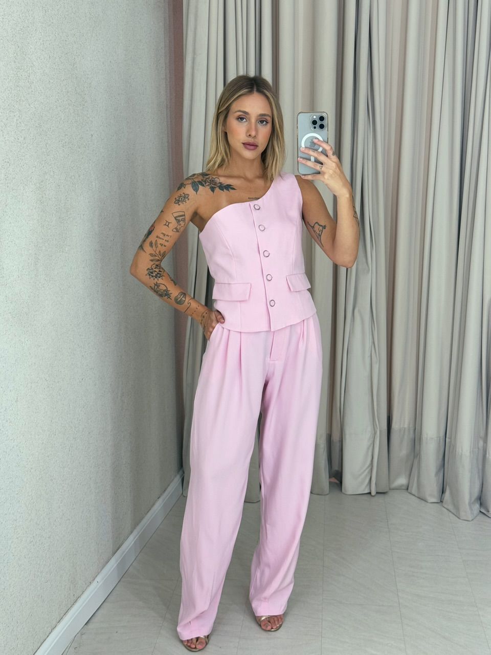 CONJUNTO KAROLINE NULA MANGA BABY PINK - 005864036 - CAROLLA FERRARO