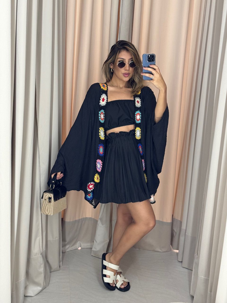 SAIA SILVIA PLISSADA PRETA