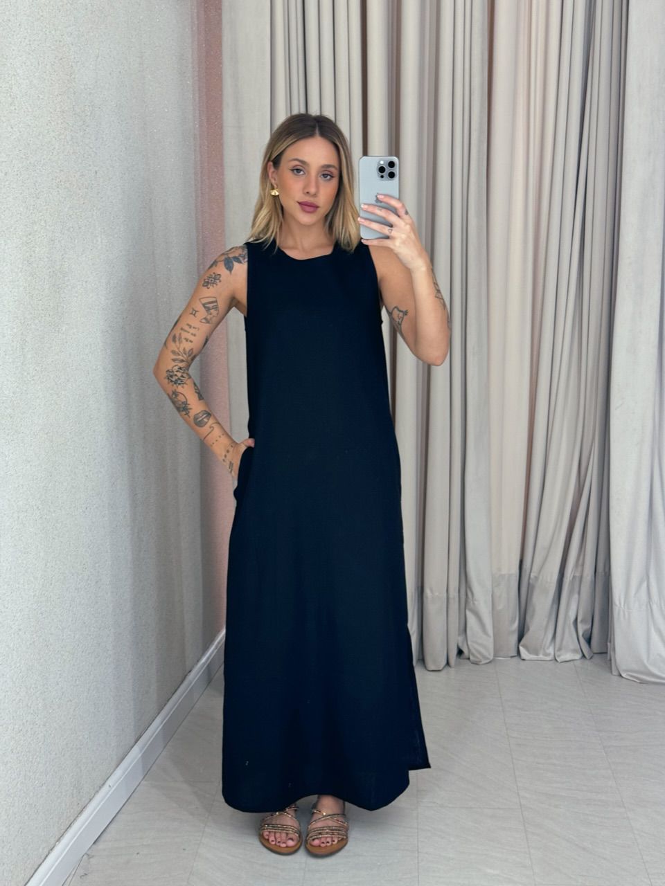 VESTIDO VALQUÍRIA LONGUETE PRETO