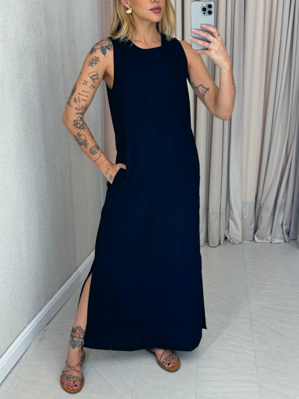 VESTIDO VALQUÍRIA LONGUETE PRETO