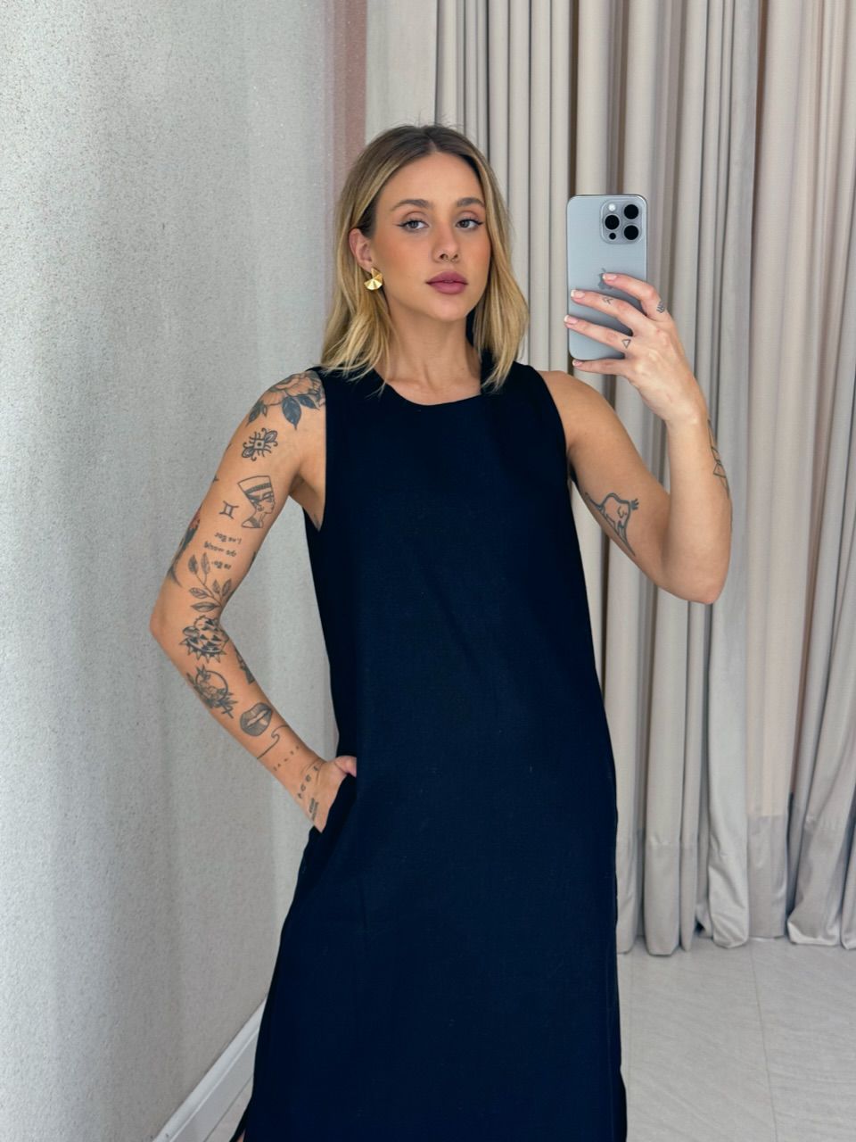 VESTIDO VALQUÍRIA LONGUETE PRETO