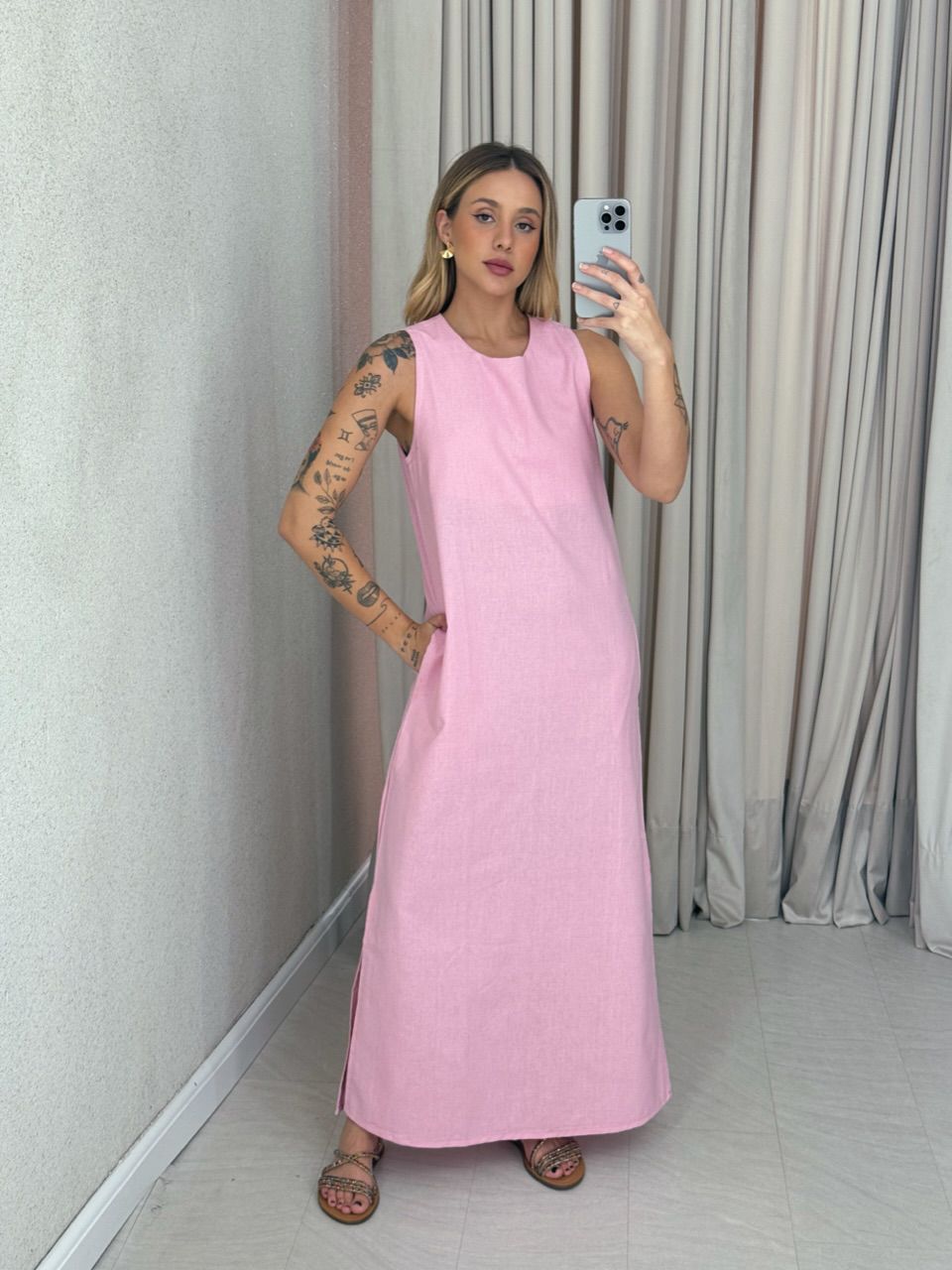 VESTIDO VALQUÍRIA LONGUETE ROSA - 0060140031 - CAROLLA FERRARO