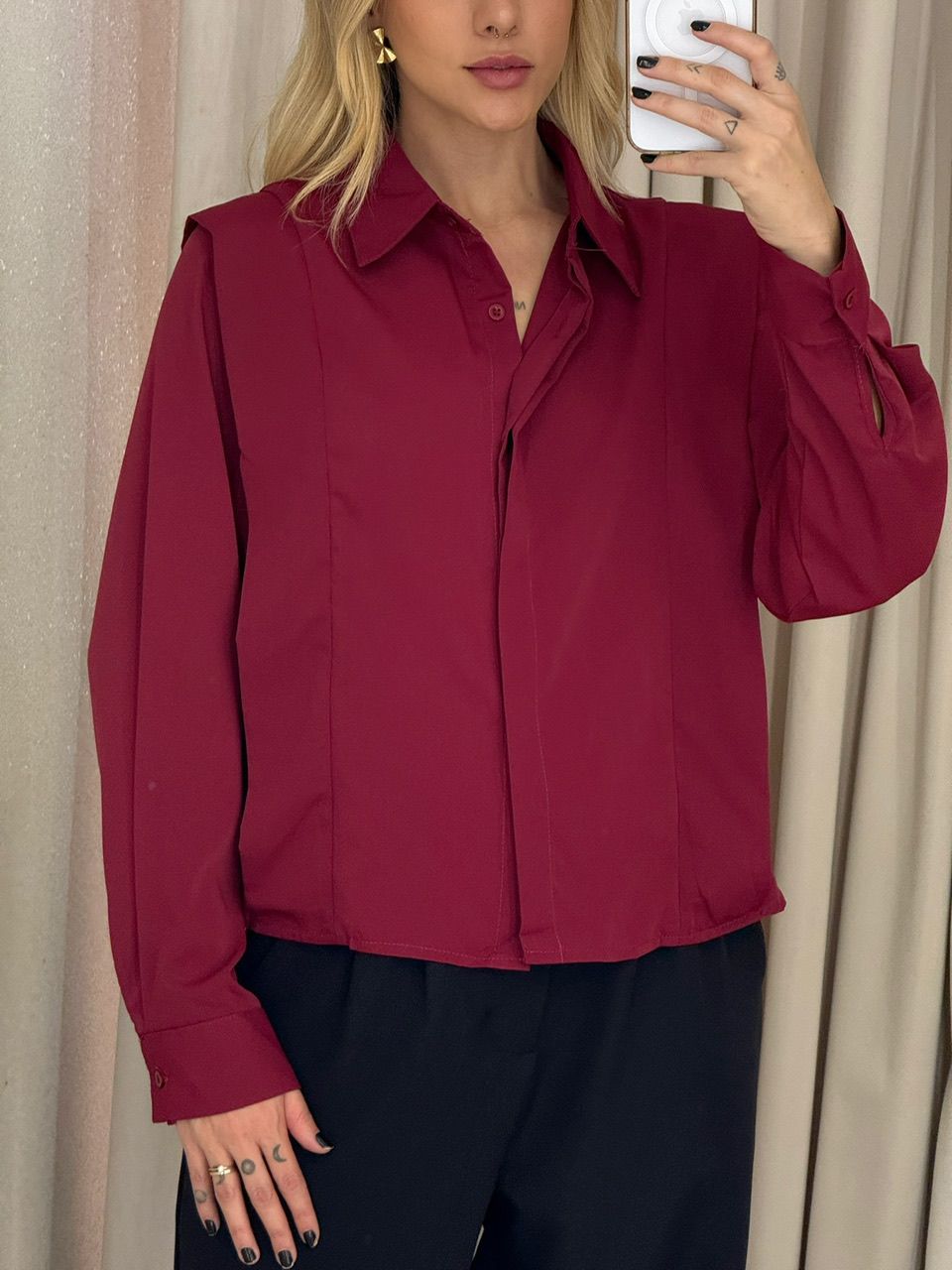 CAMISA MARTA BOTÕES CHERRY RED