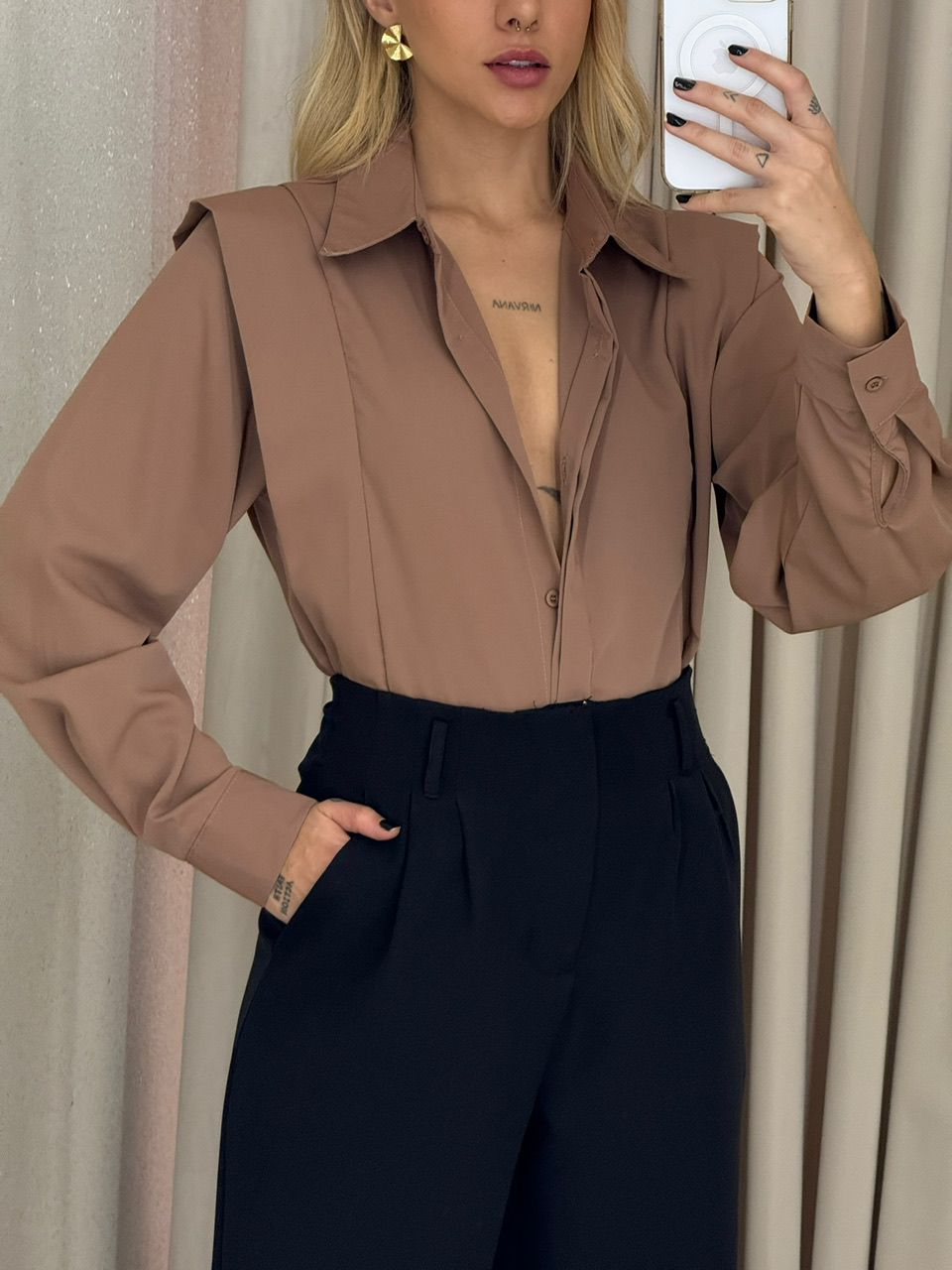 CAMISA MARTA BOTÕES NUDE
