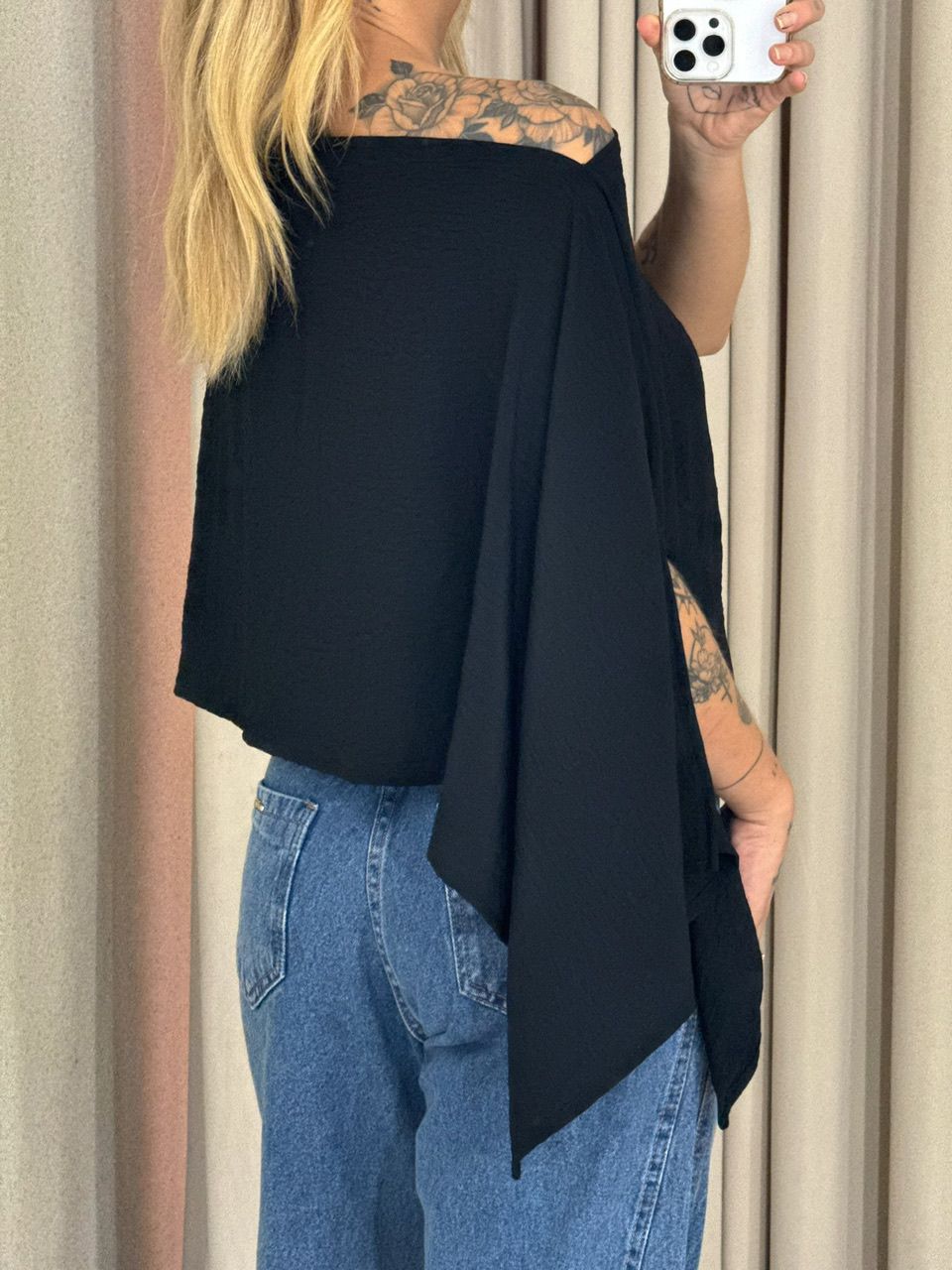 CROPPED BRUNA CAPA PRETO