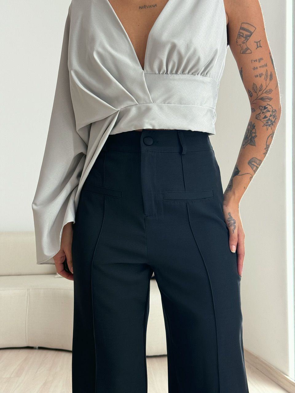 CALÇA NÁDIA PANTALONA PRETA