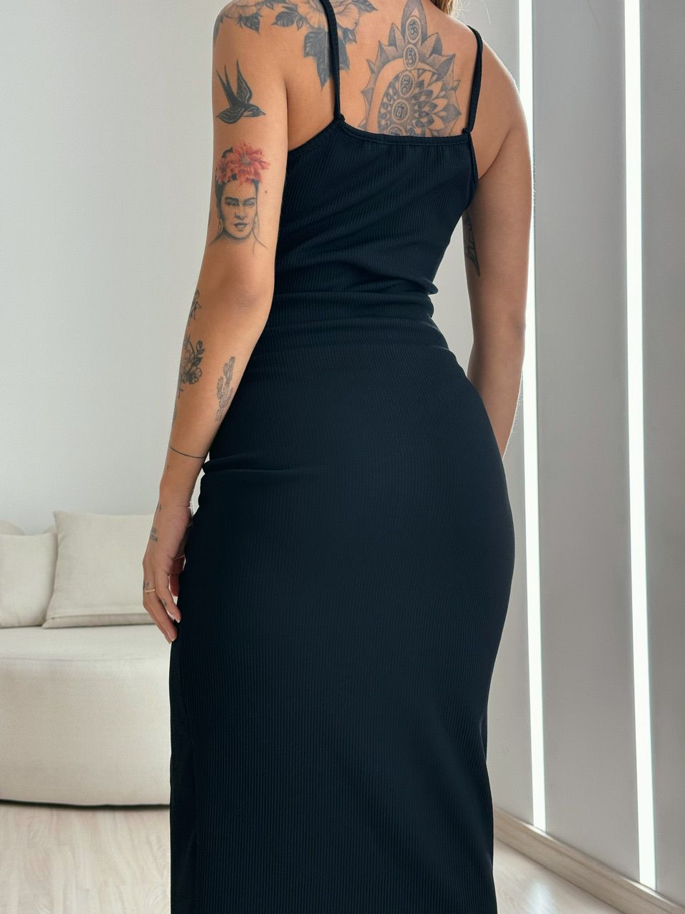 VESTIDO ALESSANDRA ALÇA PRETO